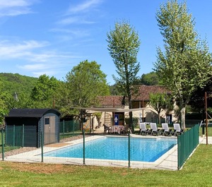 Country Swimming Puy