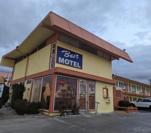 Motel 
