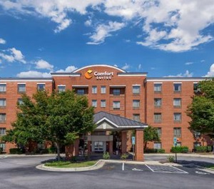 Comfort Suites Regency Park 