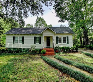 Cozy Cottage District 