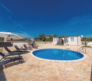 Pakostane Outdoor Swimming 