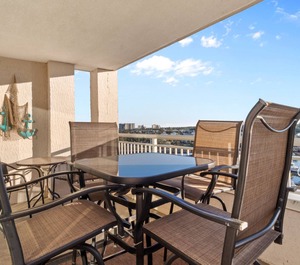 Yacht Club Villas 