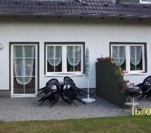 Holiday Pantow Persons