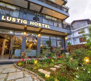 Lustig Hostel 