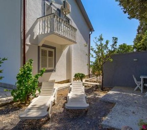 Holiday Rab Stadt Persons Bedrooms