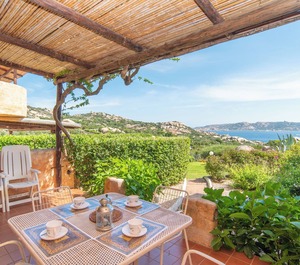 Holiday Terrace Sea 