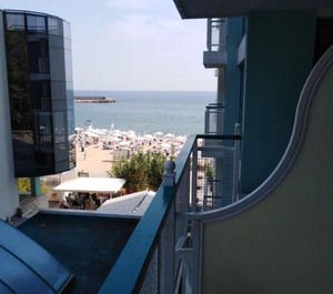 Berlin Golden Beach 