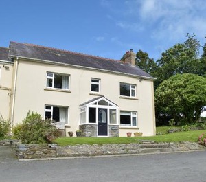 The Farmhouse Emlyn 
