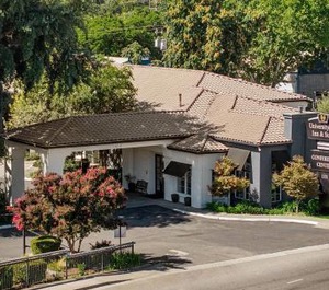 University Park Inn Suites 