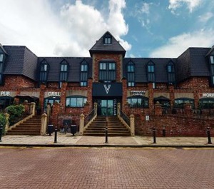 Village Hotel 