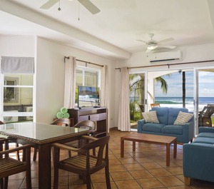 Villas Iguana Beachfront