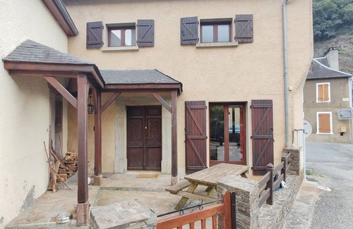 Cazaux-Layrisse House | à 10 mn de Luchon, Maison au Calme Pour un Séjour en Famille ou Entre Amis