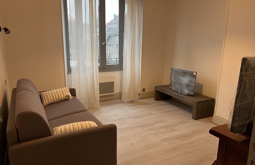 Luxeuil-les-Bains Apartment | à 800 m des Thermes, Appartement Grand F2