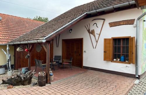 Villany Apartment | Ádám Vendégház