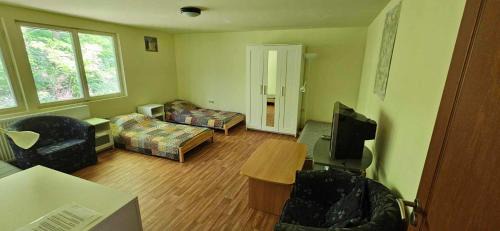 Many Apartment | Álomvölgy