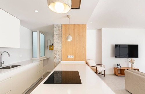 La Font de la Guatlla Apartment | Ático con terraza cerca de Gran Vía y Camp Nou
