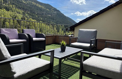 L'Aldosa de Canillo Apartment | Ático para 12 personas con Vistas Panorámicas