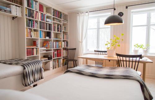 Lervik Villa | Åkagårdens Lodge