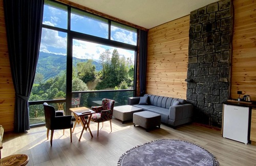 Rize House | Çift Kişilik Suit Oda/Eka Suit