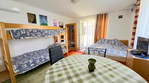 Balvanyos Apartment | ÉletVirága Vendégház