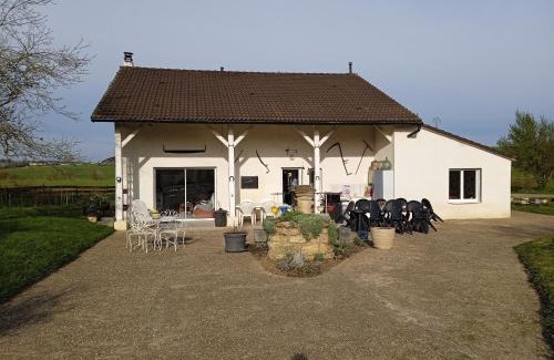 Lantefontaine Bed & Breakfast | Évasion Tranquille entre Briey et Longuyon - Chambre d'Hôtes sur 5 Hectares - FR-1-584-288