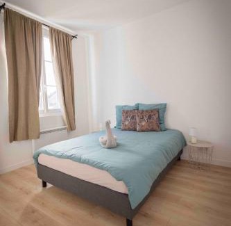 Chateaudun Apartment | Évasion Zen Tropic au Cœur de Châteaudun