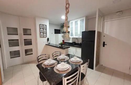 Pajucara Apartment | Ótimo apartamento a 200m da praia e feirinha da Pajussara