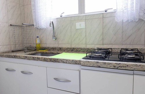 Itarare Apartment | Ótimo apartamento a 200m do mar com WiFi