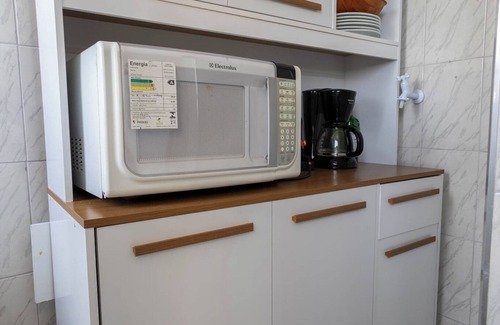 Itarare Apartment | Ótimo apartamento a 200m do mar com WiFi