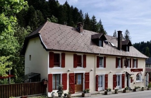 Saint-Pierre-de-Chartreuse Hotel | Ô Caprice du Guiers