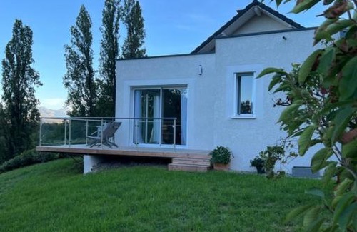 Le Bourget-du-Lac House | Ô Lac