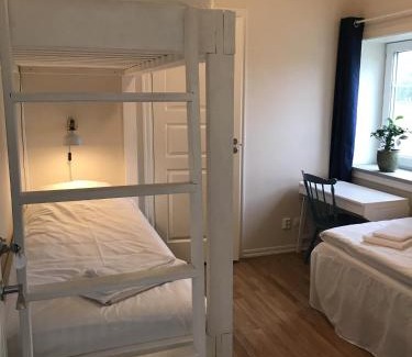 Stora Fro Bed & Breakfast | Ölands Yoga Studio & Islandshästar, Stugor & Rum