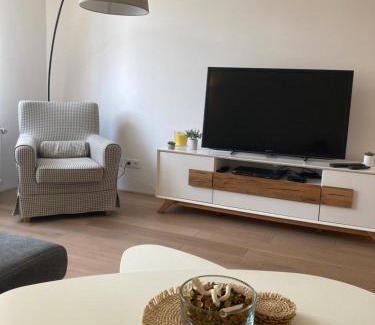 Usti nad Labem-Strekov Apartment | Ústí nad Labem, Apartmány pod hradem Střekovem