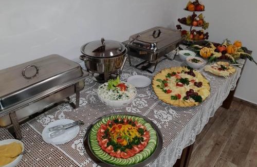 Tvrdonice House | Čičina Tvrdonice penzion, restaurace, vinný sklep