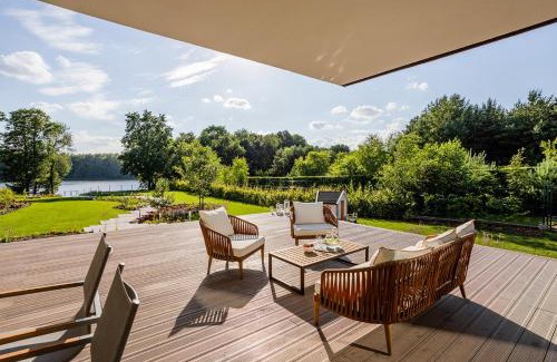 Gietrzwald Villa | Ławka i Sielawka - dom nad jeziorem z prywatnym pomostem