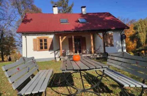 gmina Pawłow House | Świętokrzyskie Dworek Radkowice Kasztanowa Aleja