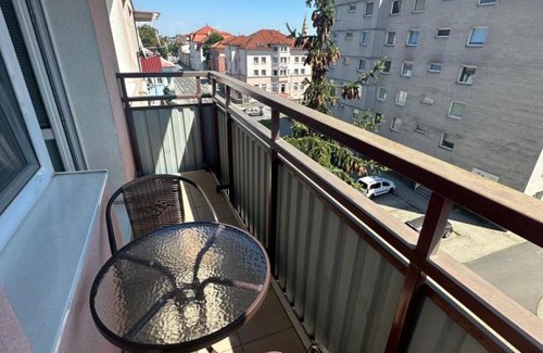 Zvolen Apartment | Štýlové ubytovanie v centre s parkovaním zadarmo ZV1