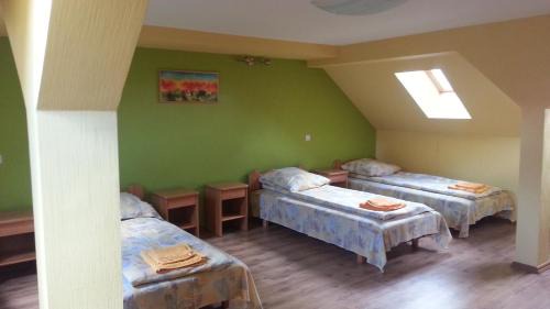 Laza Hotel | Ūdensputni