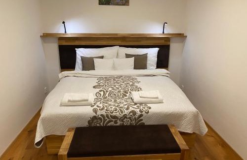Kurdejov House | Žabinec - penzion, vinotéka