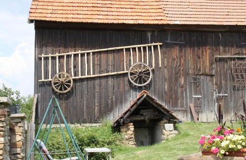 Vrbov House | Žltý dom Vrbov