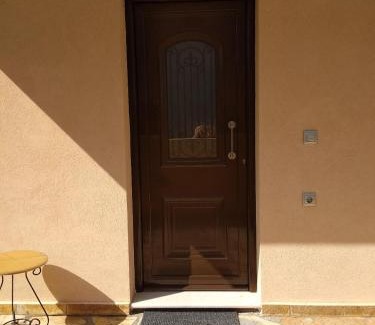 Gefira Mpania Apartment | Ήσυχο σπίτι στη Ναύπακτο