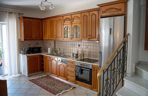 Ioannina Town Centre House | Ανακαινισμένη vintage μεζονέτα δίπλα στη λίμνη, κοντά στα δημοφιλή αξιοθέατα!