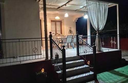 Lemnos Apartment | Αρχοντικο