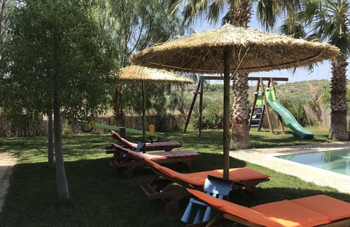 Kilada Villa | Βιλλα με ιδιωτικη πισινα με θεα θαλασσα με μεγαλο κηπο σε αρχαιολογικους χωρους