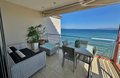 Lefkandi Apartment | Διαμερισμα μπροστά στη θάλασσα