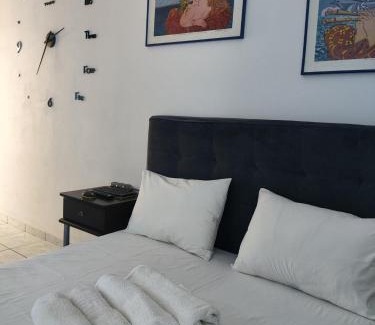 Milos Apartment | Ελένη