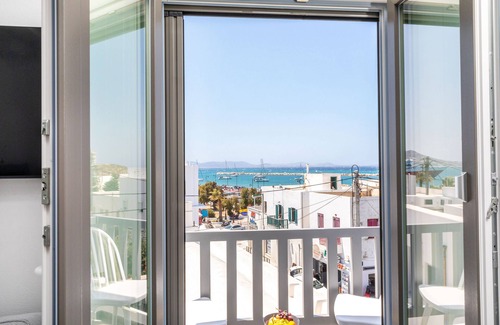 Naxos House | Ελ puerto luxury port suite 2