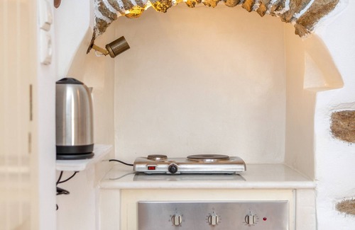 Agios Prokopios House | Εξοχική πέτρινη κατοικία με ιδιωτική πισινα και θέα στη θάλασσα