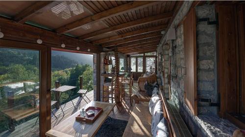 Klavsion House | Μαγεμένο Βουνό