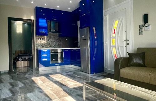 Nea Mesagkala Apartment | Νέα Μεσσαγγαλα luxury suite by MAKHOME